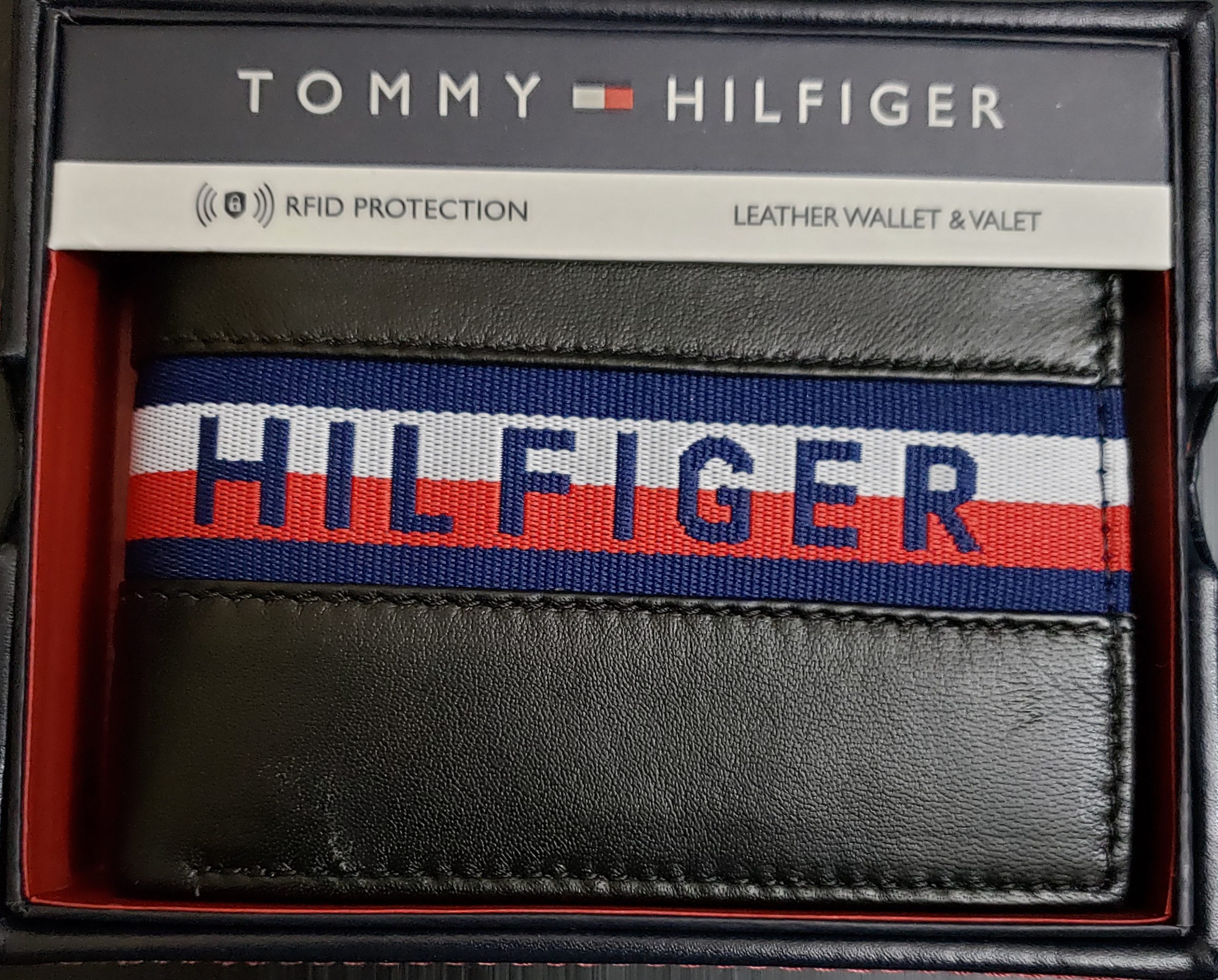 Tommy Hilfiger men wallet - Macheplus